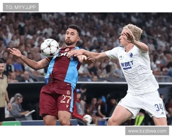 欧洲豪门激战再起球队争夺冠军席位球星表现引爆赛场焦点媒体热议